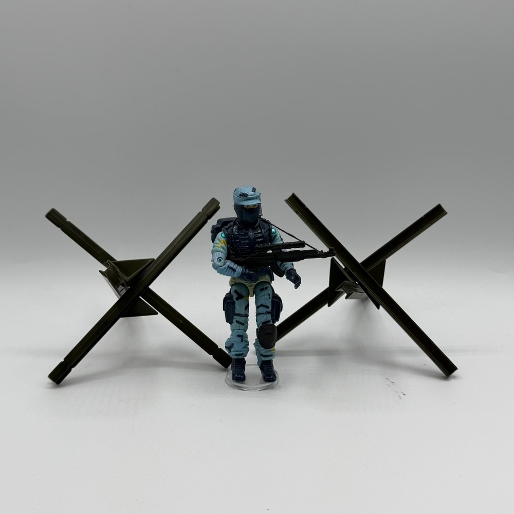 Power Team Elite World Peacekeepers 1:18 Scale Anti-tank Hedgehog Toys x 2